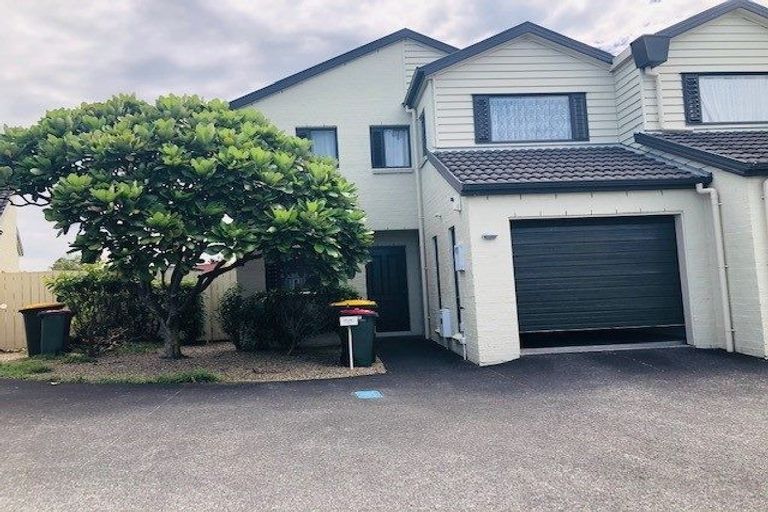 Photo of property in 17/18 Alicante Avenue, Hillpark, Auckland, 2102