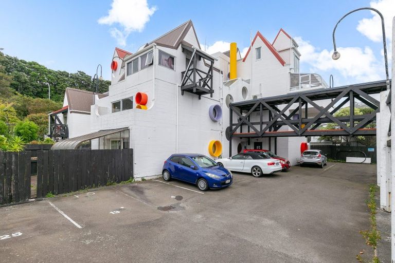 Photo of property in Park Mews, 5/62 Moxham Avenue, Hataitai, Wellington, 6021