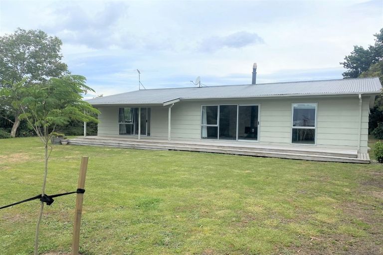 Photo of property in 159 Regent Street, Martinborough, 5711