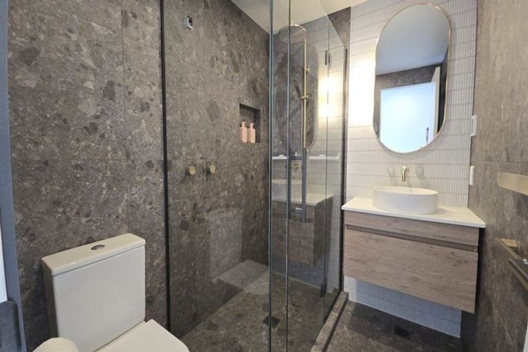 Photo of property in 33 Ryan Loop, Jacks Point, 9371