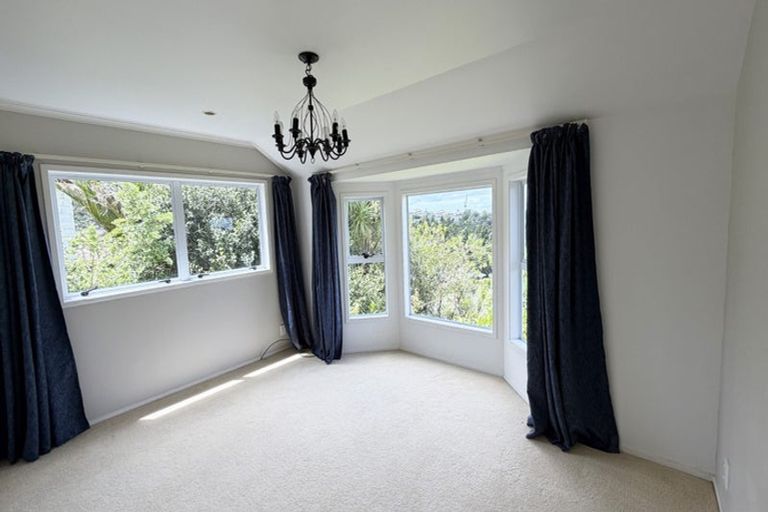 Photo of property in 50 Balmain Road, Chatswood, Auckland, 0626