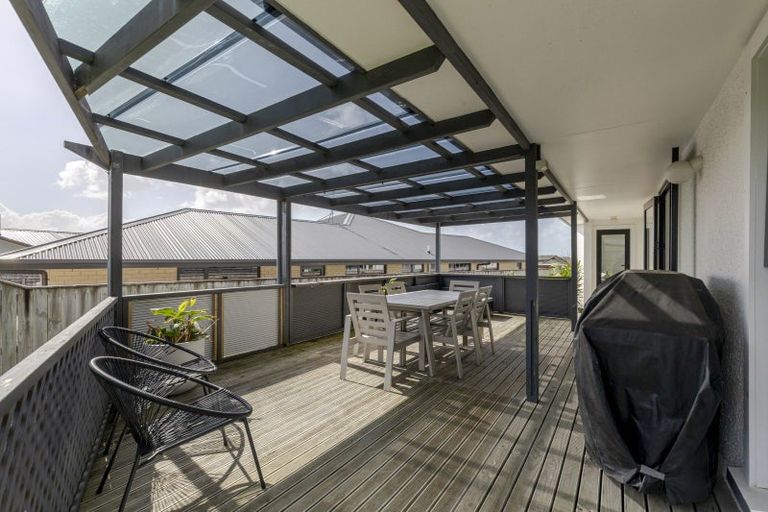 Photo of property in 105 Parklands Avenue, Bell Block, New Plymouth, 4312