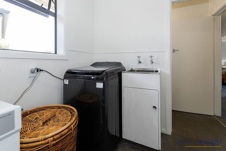 Photo of property in 6 Gladson Avenue, Sockburn, Christchurch, 8042