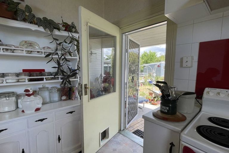 Photo of property in 30 Rhodes Street, Waimate, 7924