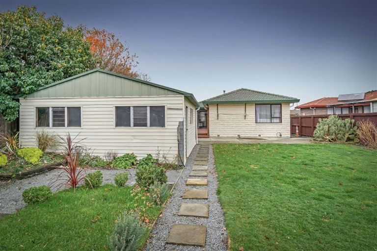 Photo of property in 23 Arcon Drive, Broomfield, Christchurch, 8042
