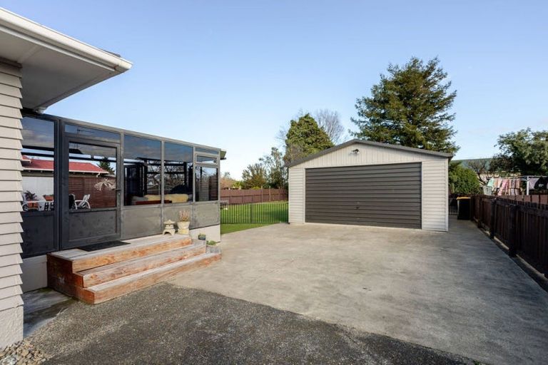 Photo of property in 56 Barraud Street, Dannevirke, 4930