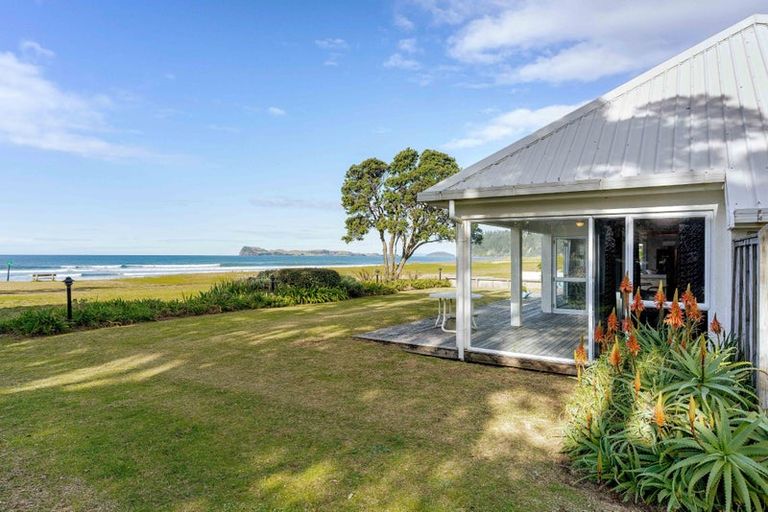 Photo of property in 27 Claxton Avenue, Pauanui, Hikuai, 3579
