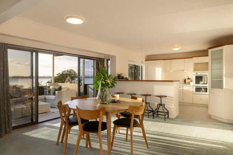 Photo of property in 17 Tinopai Drive, Omokoroa, 3114