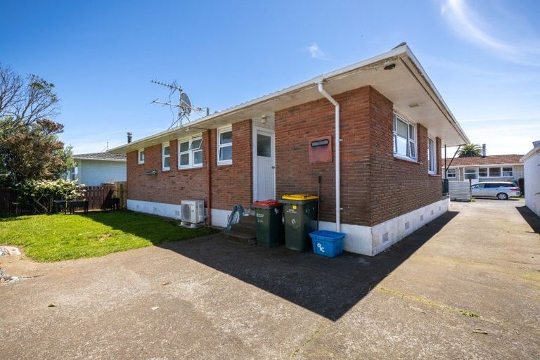 Photo of property in 9c Severn Place, Spotswood, New Plymouth, 4310