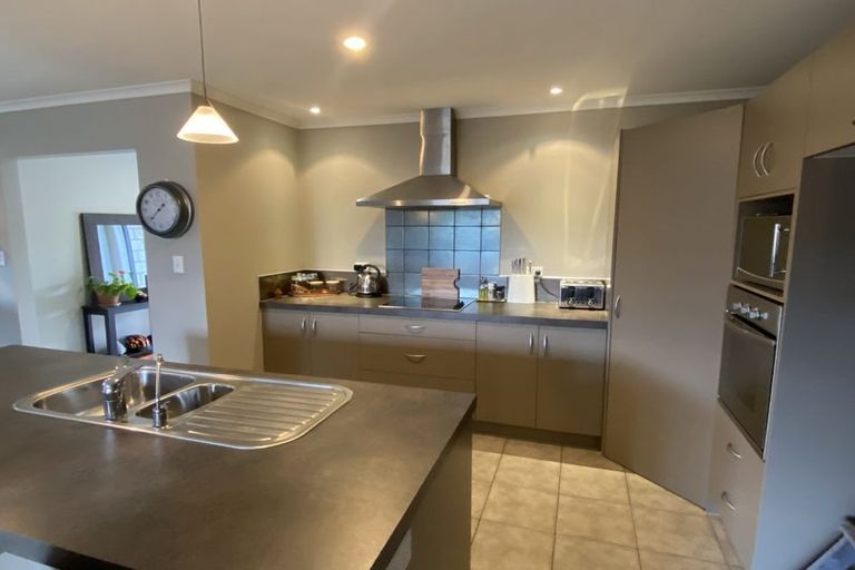 Photo of property in 26 Garvan Glen, Pyes Pa, Tauranga, 3112