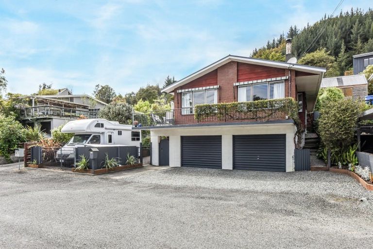 Photo of property in 103a Milton Terrace, Picton, 7220