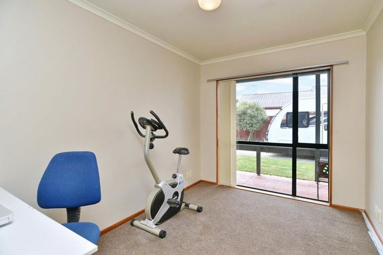 Photo of property in 4 Stopforth Street, Woodend, 7610