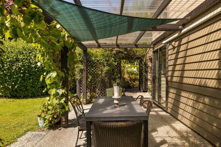 Photo of property in 100 Centennial Avenue, Arrowtown, 9302