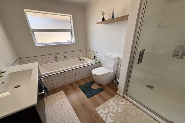 Photo of property in 14a Pegasus Place, Kelvin Grove, Palmerston North, 4414