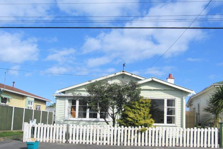 Photo of property in 46 Adelaide Street, Petone, Lower Hutt, 5012