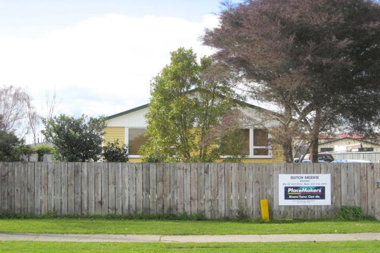 Photo of property in 14 Rata Avenue, Edgecumbe, 3120