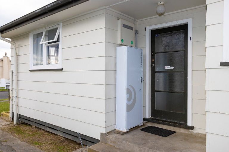 Photo of property in 36 Curling Crescent, Onekawa, Napier, 4110