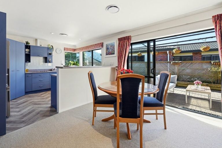 Photo of property in 53 Tawavale Street, Pukehangi, Rotorua, 3015
