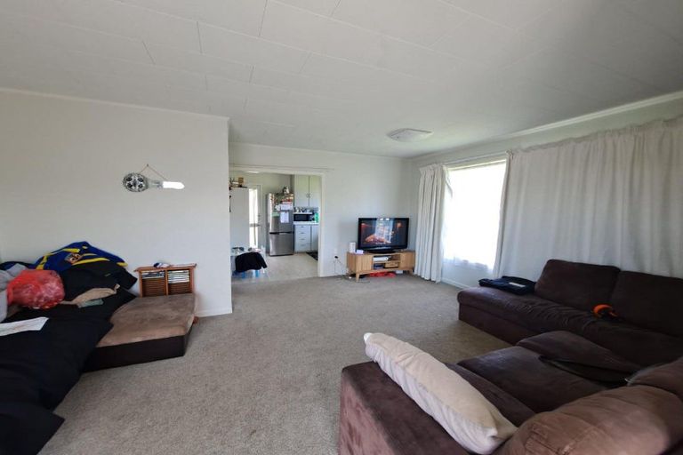 Photo of property in 1/183 Seaview Road, Westown, New Plymouth, 4310