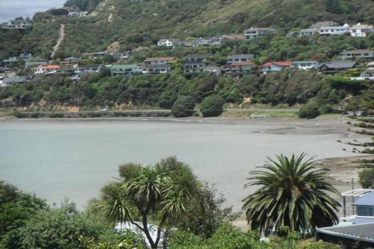 Photo of property in 10a Seaview Road, Paremata, Porirua, 5024