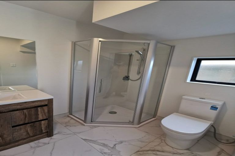 Photo of property in 1/17 Woodford Avenue, Henderson, Auckland, 0610