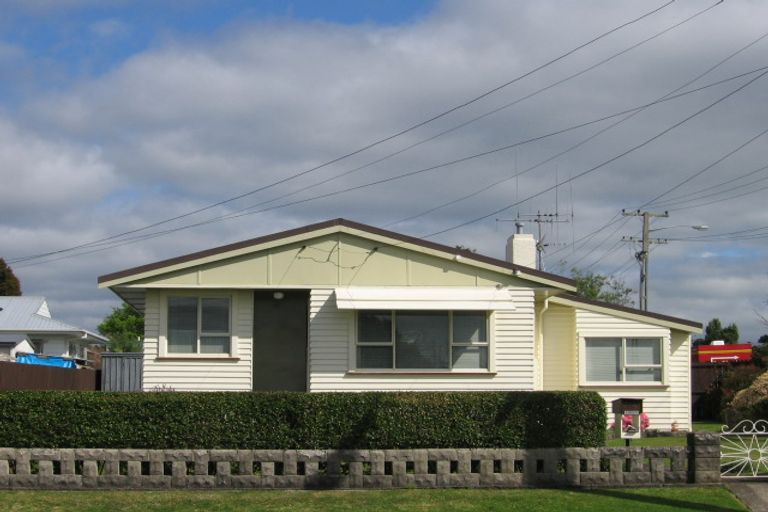 Photo of property in 12 Charles Street, Bellevue, Tauranga, 3110
