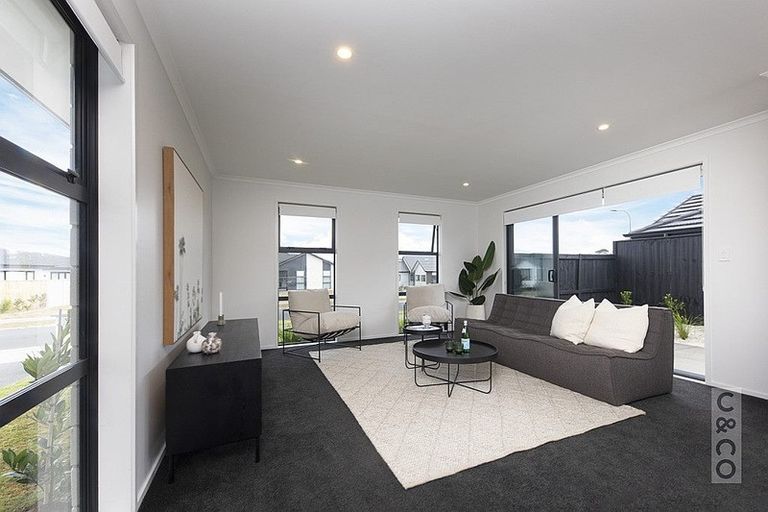 Photo of property in 14 Kelly Road, Riverhead, 0820