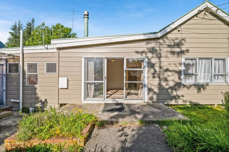 Photo of property in 18 Matai Street, Ravensbourne, Dunedin, 9022