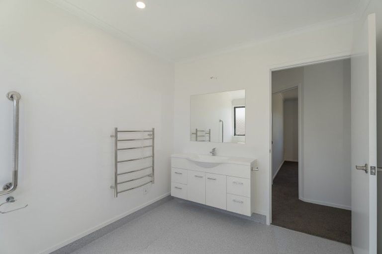 Photo of property in 21 Seascape Avenue, Whitianga, 3510