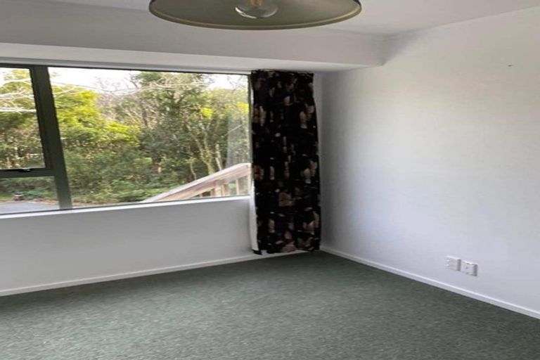 Photo of property in 29c Kamahi Street, Stokes Valley, Lower Hutt, 5019