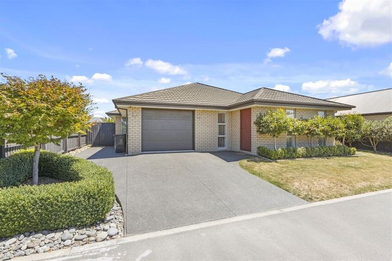 Photo of property in 4 Meyer Crescent, Halswell, Christchurch, 8025