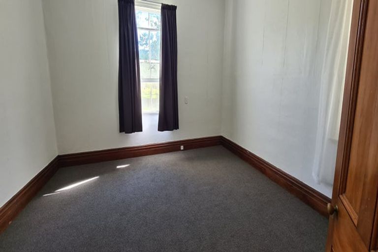 Photo of property in 76 Takapau Road, Tolaga Bay, 4077