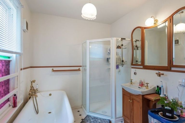 Photo of property in 18 Gloucester Street, Whanganui, 4500