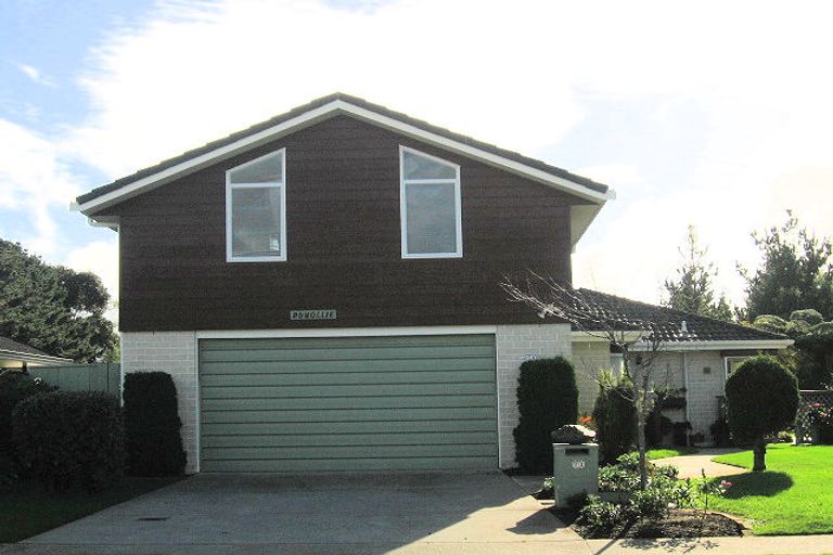 Photo of property in 71 Cedar Drive, Paraparaumu Beach, Paraparaumu, 5032