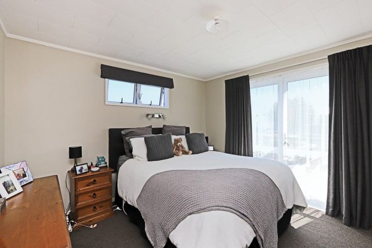 Photo of property in 2/807 Lyell Street, Akina, Hastings, 4122