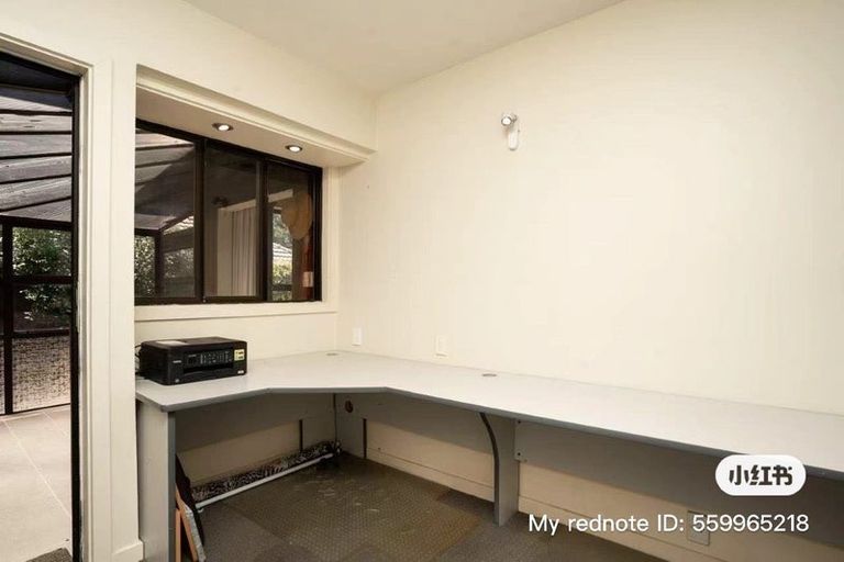 Photo of property in 4 Oakfield Street, Burnside, Christchurch, 8053