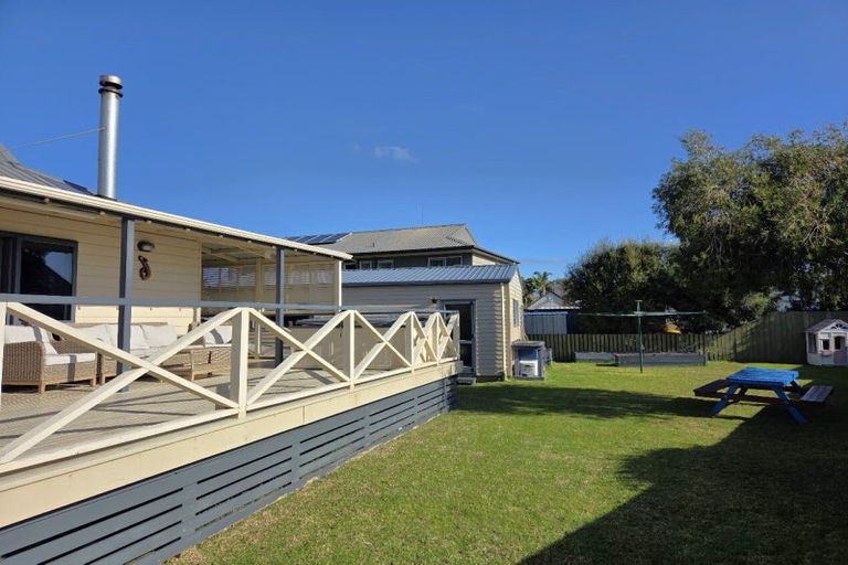 Photo of property in 107 Rimu Place, Matarangi, Whitianga, 3592