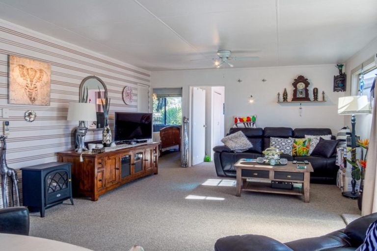 Photo of property in 1/81 Awatapu Drive, Whakatane, 3120