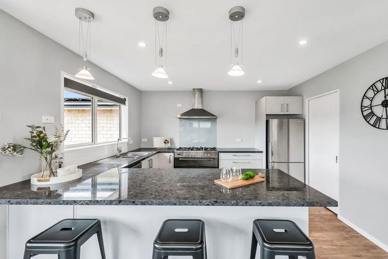 Photo of property in 71 Manse Road, Leeston, 7632