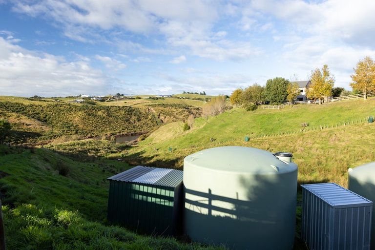 Photo of property in 58 Rotowhenua Road, Poraiti, Napier, 4182