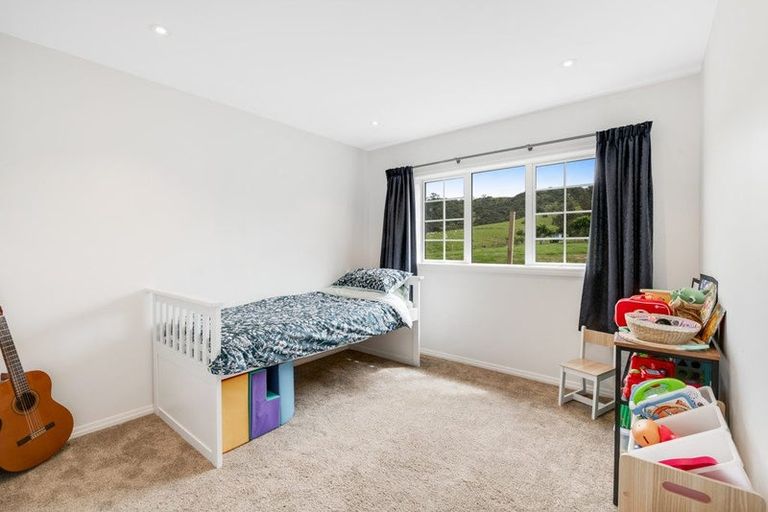 Photo of property in 346 Inland Road, Helensville, 0875