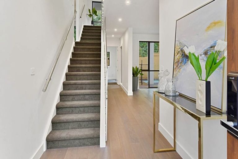 Photo of property in 44b Bay Road, Saint Heliers, Auckland, 1071