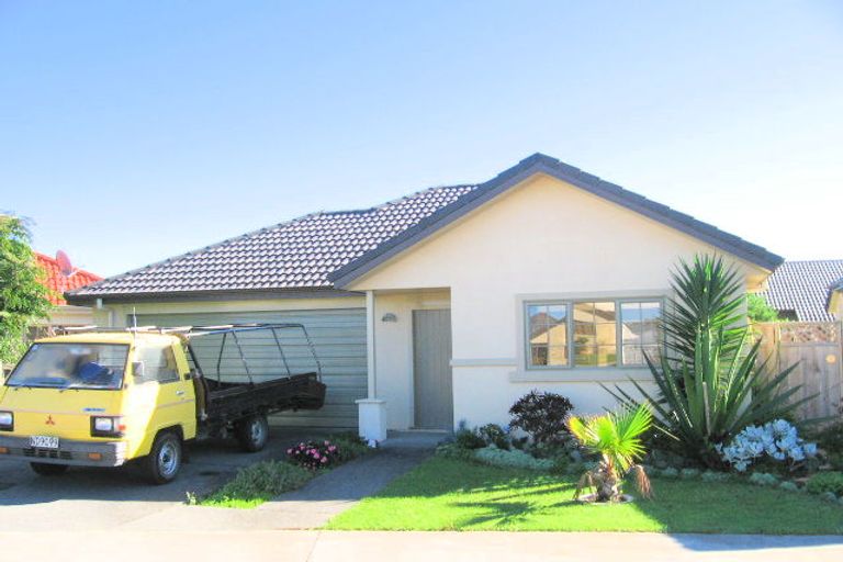 Photo of property in 19 Espalier Drive, Henderson, Auckland, 0612