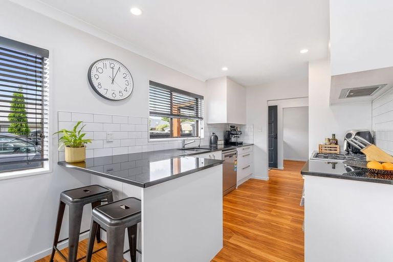 Photo of property in 25 Westfield Avenue, Templeton, Christchurch, 8042