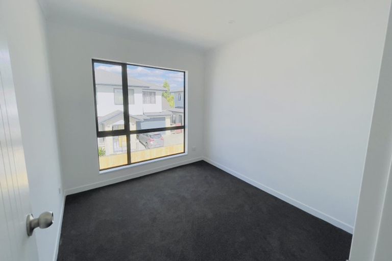 Photo of property in 127b Russell Road, Manurewa, Auckland, 2102