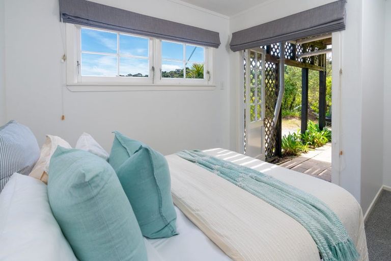 Photo of property in 84 Cluny Road, Plimmerton, Porirua, 5026