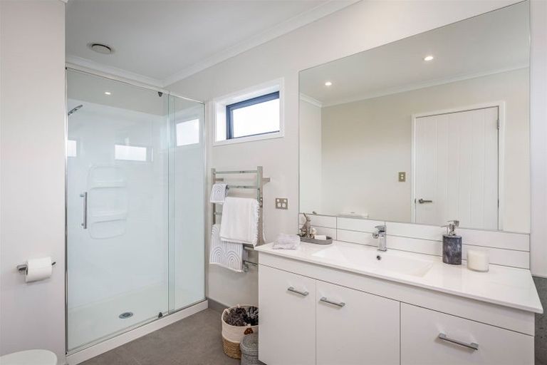 Photo of property in 9 Fort Lincoln Loop, Karaka, Papakura, 2113