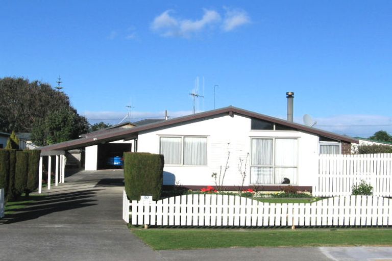 Photo of property in 97 Rangiuru Road, Otaki Beach, Otaki, 5512