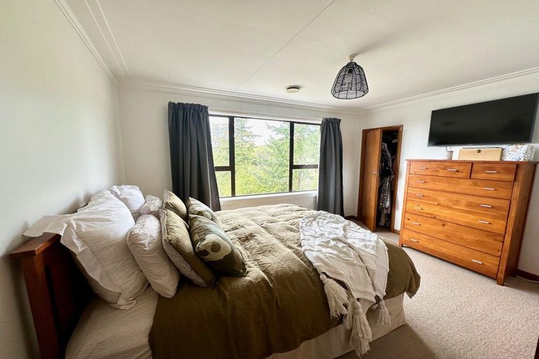 Photo of property in 225 Clyde Street, Balclutha, 9230