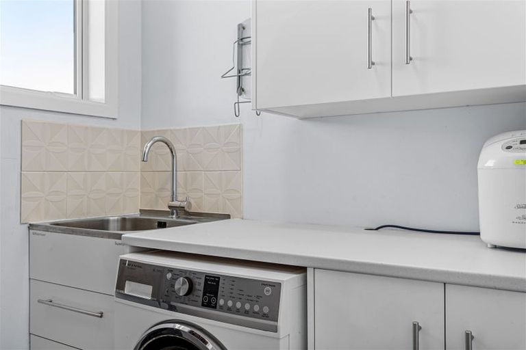 Photo of property in 30 Geddis Street, Rangiora, 7400